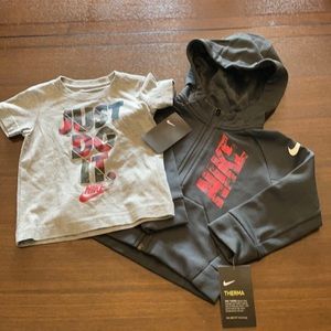 NWT Lot of 2 Nike Toddler Boys Hoodie and Tee 2T